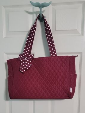 Quilted Polka Dot Strap Tote Bag in Burgundy